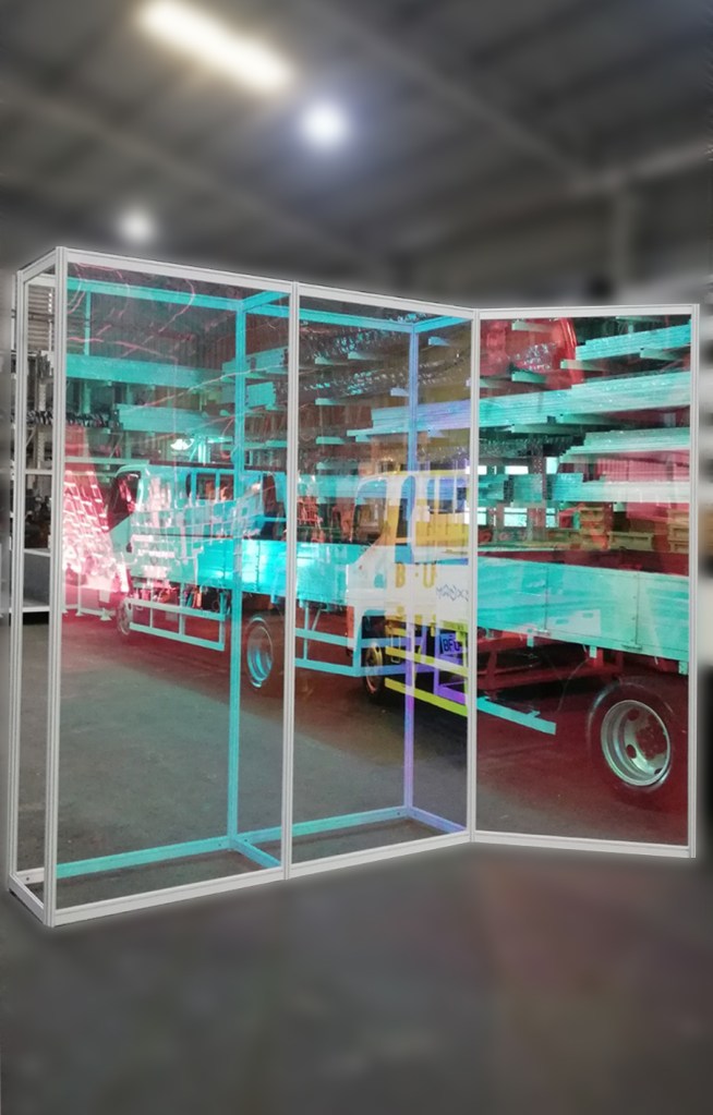 畢業展設計 組合展櫃 彩虹膜（雷射紙） 透明壓克力