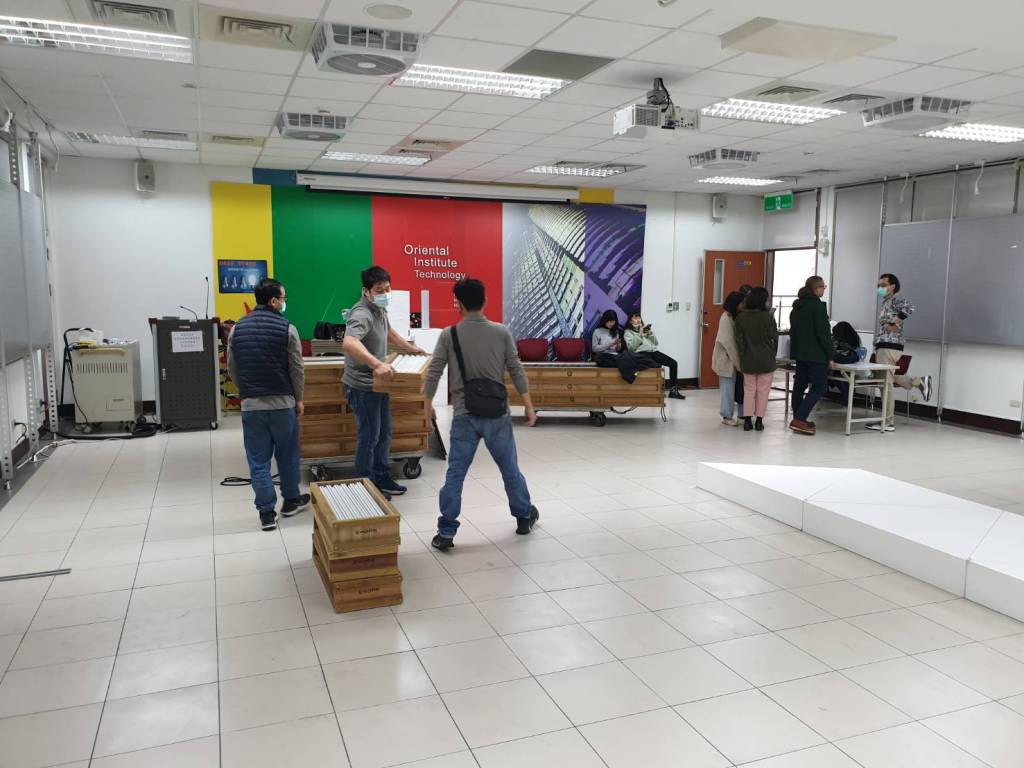 畢業展設計 進場施工 亞東技術學院有庠大樓