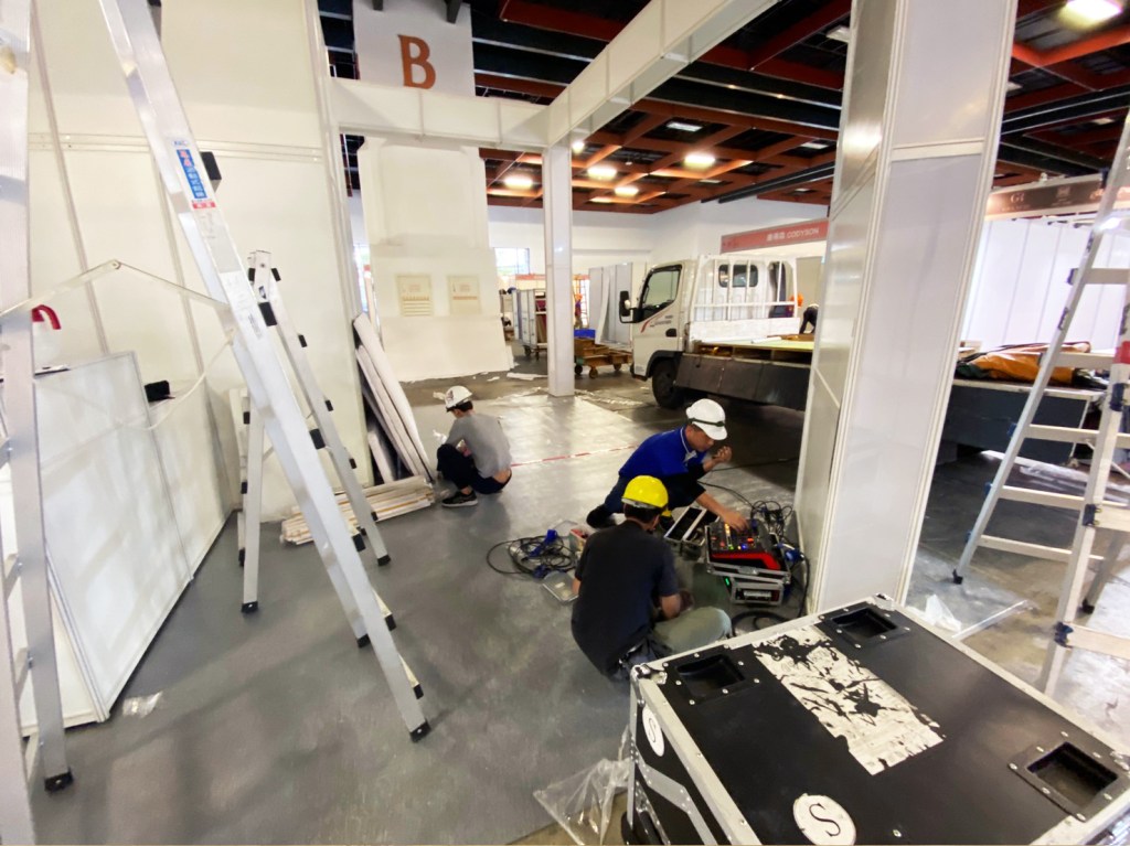 展場攤位設計 進場施工 音響設備測試組裝