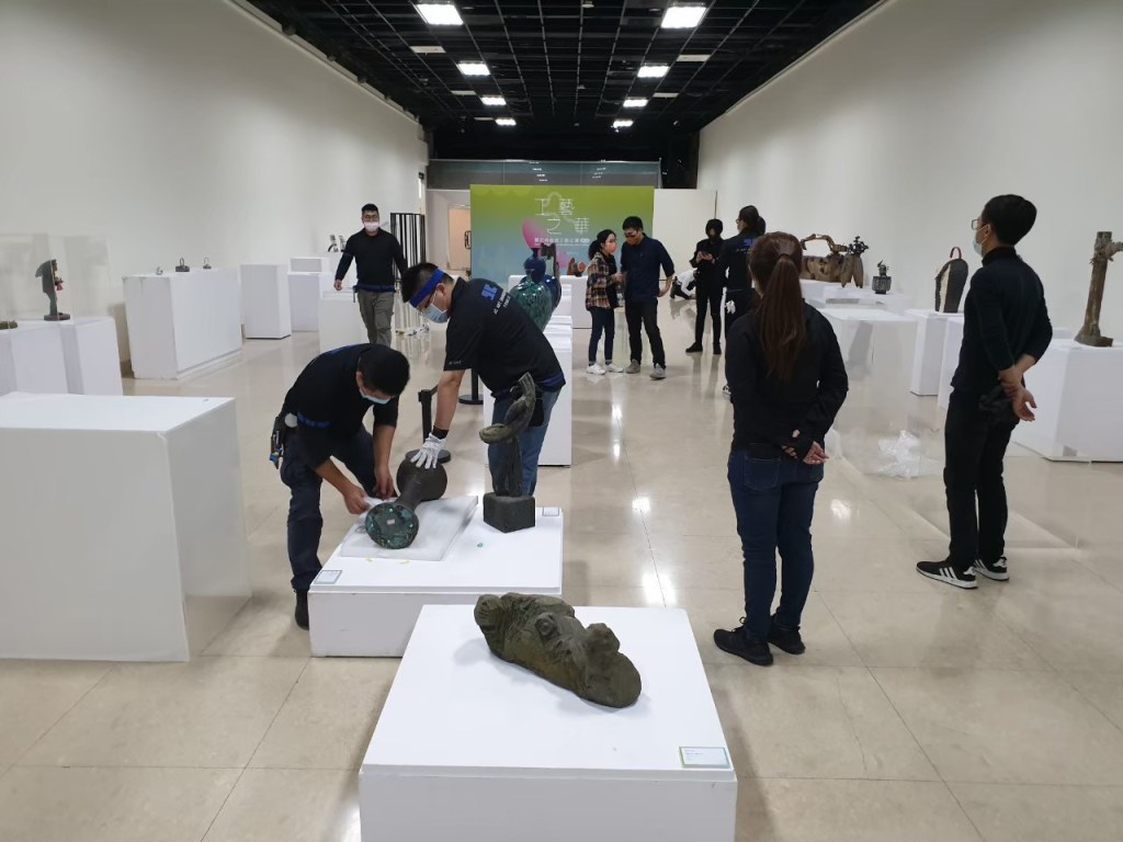 藝術展覽 工藝之華 新北市臺灣工藝之家聯展 進場佈展