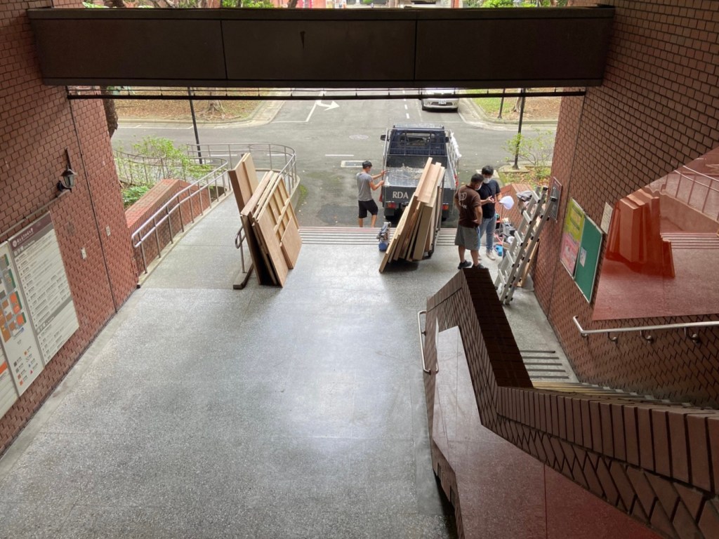 展示空間 臺師大文學院廊道設計 來做設計 進場