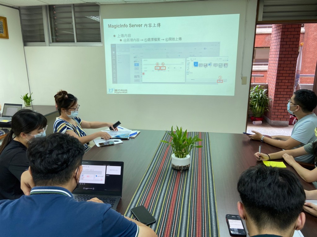 展示空間 臺師大文學院廊道設計 來做設計