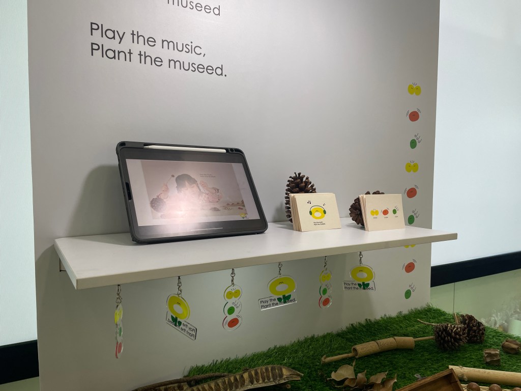 畢業展規劃，校內展規劃 學生展櫃設計