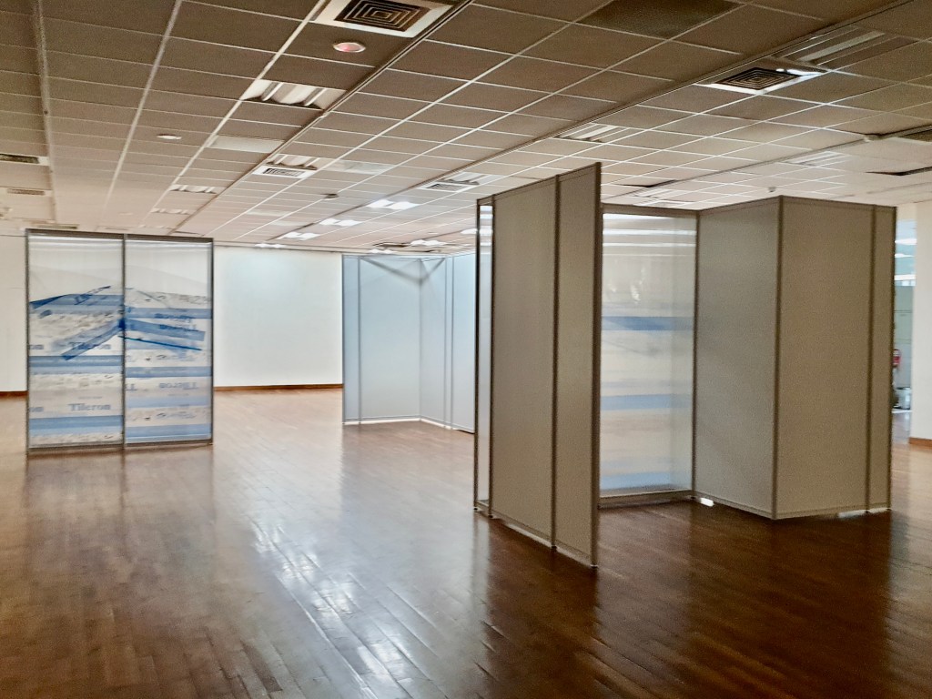 畢業展規劃，校內展規劃，中空板，形象設計，形象規劃