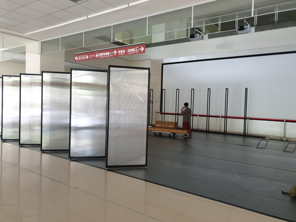 畢業展規劃，校內展規劃，進場施工