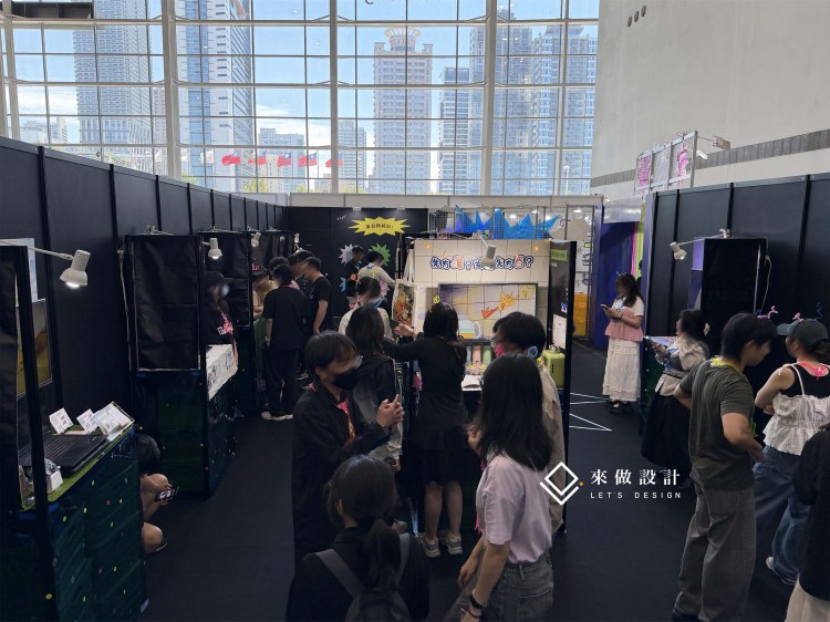2026 放視大賞 O∞ps! 畢業展現場參觀人潮與展場動線